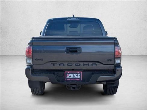 Used 2022 Toyota Tacoma Limited image 6