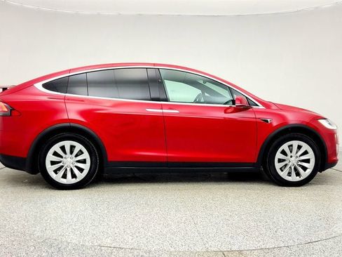 Used 2021 Tesla Model X Long Range image 4
