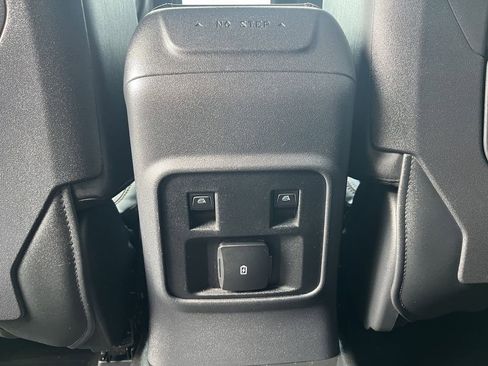 Certified 2024 Ford Bronco Badlands image 32