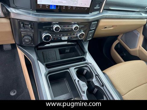 New 2025 Ford F250 Lariat w/ Chrome Package image 30