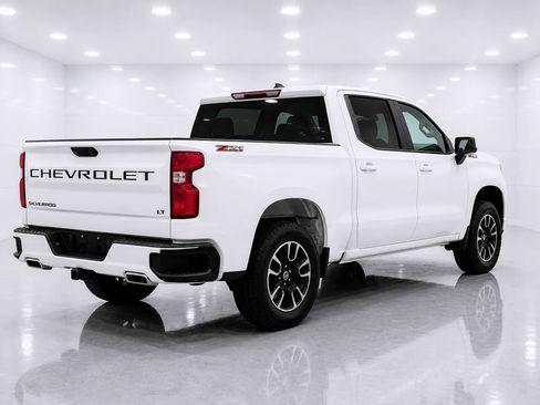 Used 2020 Chevrolet Silverado 1500 LT Trail Boss AWD/4WD image 5