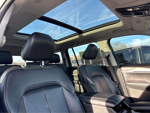 Certified 2023 Jeep Grand Cherokee Limited image 8