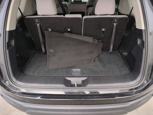 Used 2023 Honda Pilot LX image 31