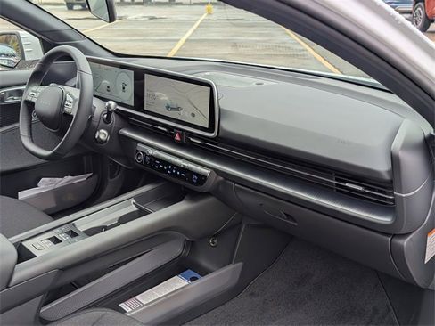 New 2025 Hyundai Ioniq 6 SE image 26