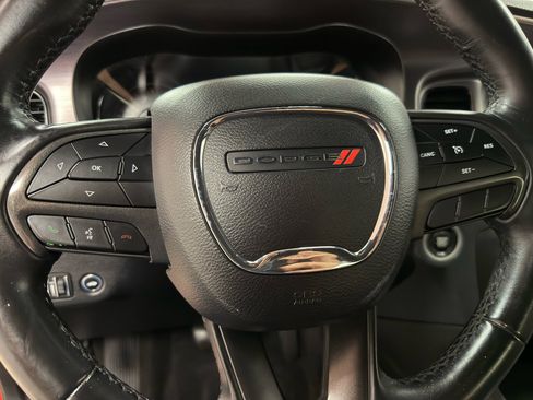 Used 2018 Dodge Charger SXT w/ Blacktop Package image 18