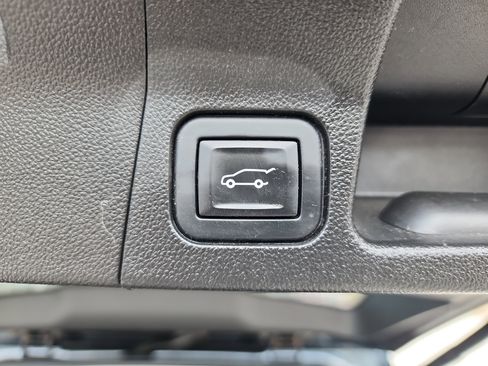 Used 2020 GMC Acadia SLT image 33