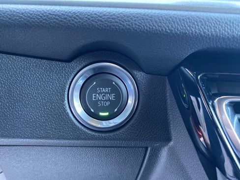 New 2026 Chevrolet Traverse LT w/ Sun and Wheel Package image 16