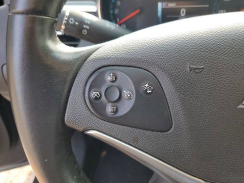 Used 2015 Chevrolet Impala LT w/ Convenience Package FWD image 11