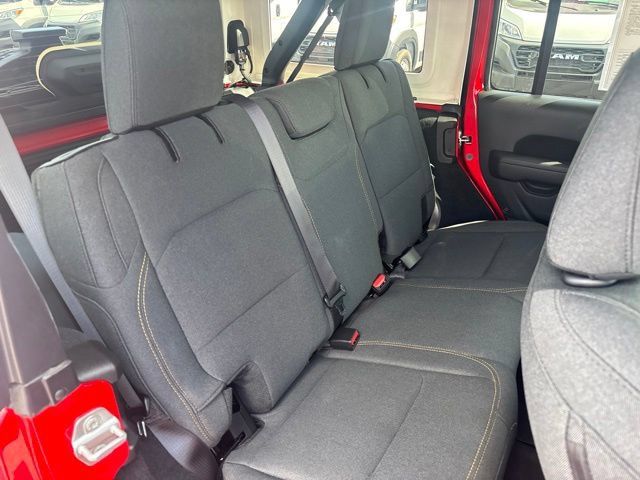 Used 2026 Jeep Wrangler Unlimited Sport AWD/4WD image 25