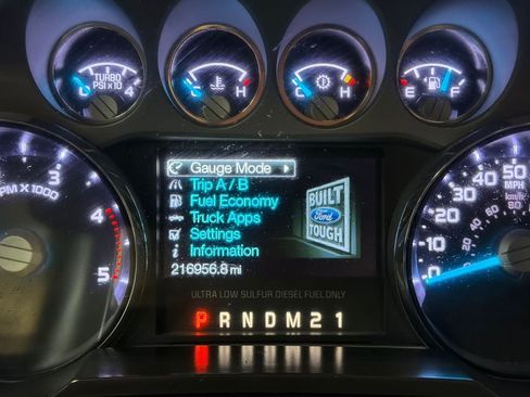 Used 2016 Ford F350 Platinum w/ FX4 Off-Road Package AWD/4WD image 21