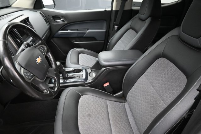 Used 2019 Chevrolet Colorado Z71 AWD/4WD image 16