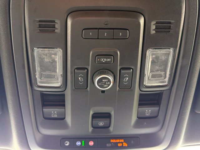 Used 2023 Cadillac Escalade Premium Luxury AWD/4WD image 27