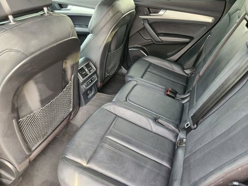 Used 2018 Audi SQ5 Premium Plus w/ Navigation Package image 34