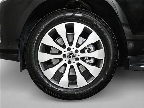 Used 2018 Mercedes-Benz GLS 450 4MATIC image 27