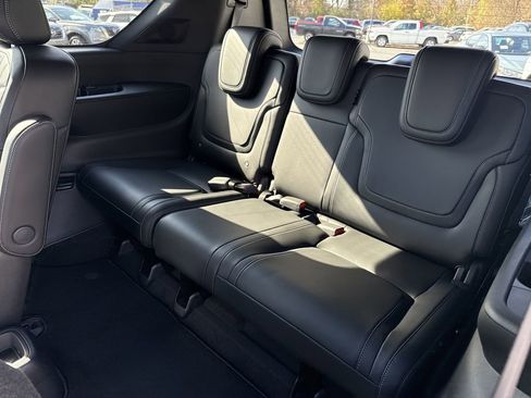 New 2026 Nissan Armada PRO-4X w/ Captain's Chari Seat Package AWD/4WD image 31