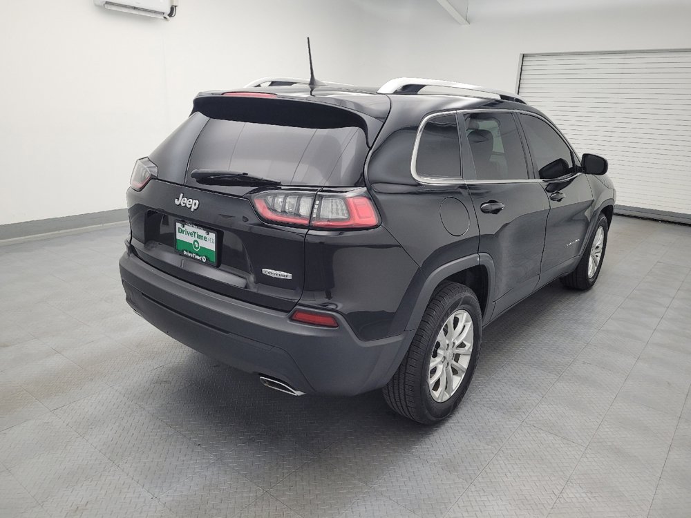 Used 2019 Jeep Cherokee Latitude w/ Cold Weather Group FWD image 9
