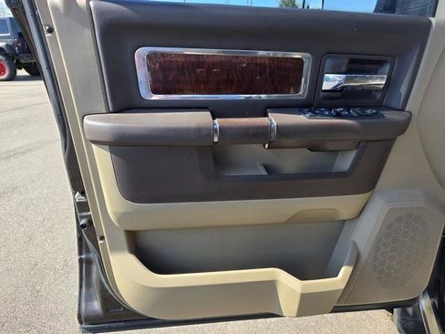 Used 2011 RAM 1500 Laramie image 10