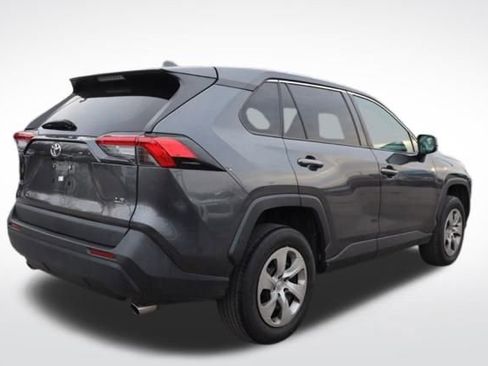 Used 2023 Toyota RAV4 LE image 10