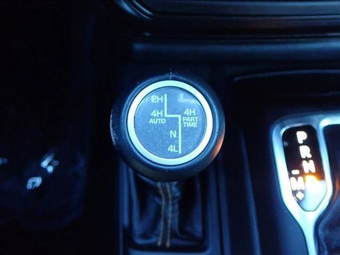 Used 2021 Jeep Wrangler Unlimited Sahara image 21