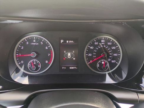 Used 2022 Kia K5 GT image 11