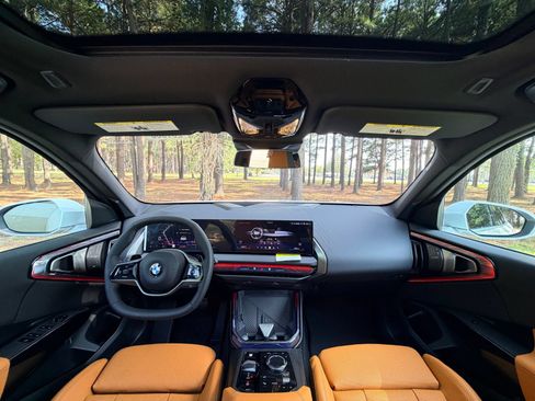 New 2026 BMW X3 xDrive30i w/ Convenience Package AWD/4WD image 2