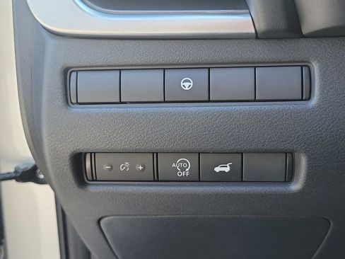 Certified 2024 Nissan Rogue SV w/ SV Premium Package image 31