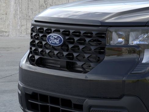 New 2025 Ford Maverick XL w/ Equipment Group 101A image 18