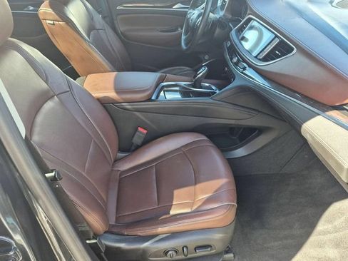 Certified 2018 Buick Enclave Avenir w/ Avenir Technology Package AWD/4WD image 29