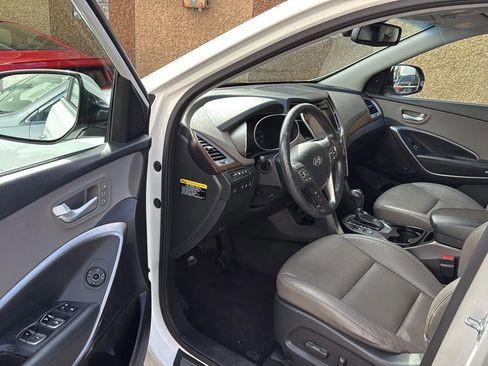 Used 2017 Hyundai Santa Fe Limited w/ Cargo Package image 24