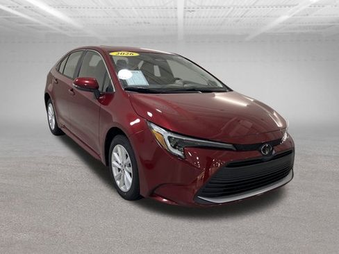 Used 2026 Toyota Corolla XLE image 4