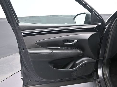 Used 2023 Hyundai Tucson SEL w/ Convenience Package AWD/4WD image 12