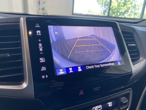 Used 2017 Honda Ridgeline RTL-E image 25