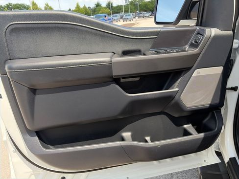 Used 2024 Ford F150 Lariat AWD/4WD image 14