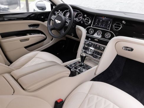 Used 2020 Bentley Mulsanne Speed RWD image 22