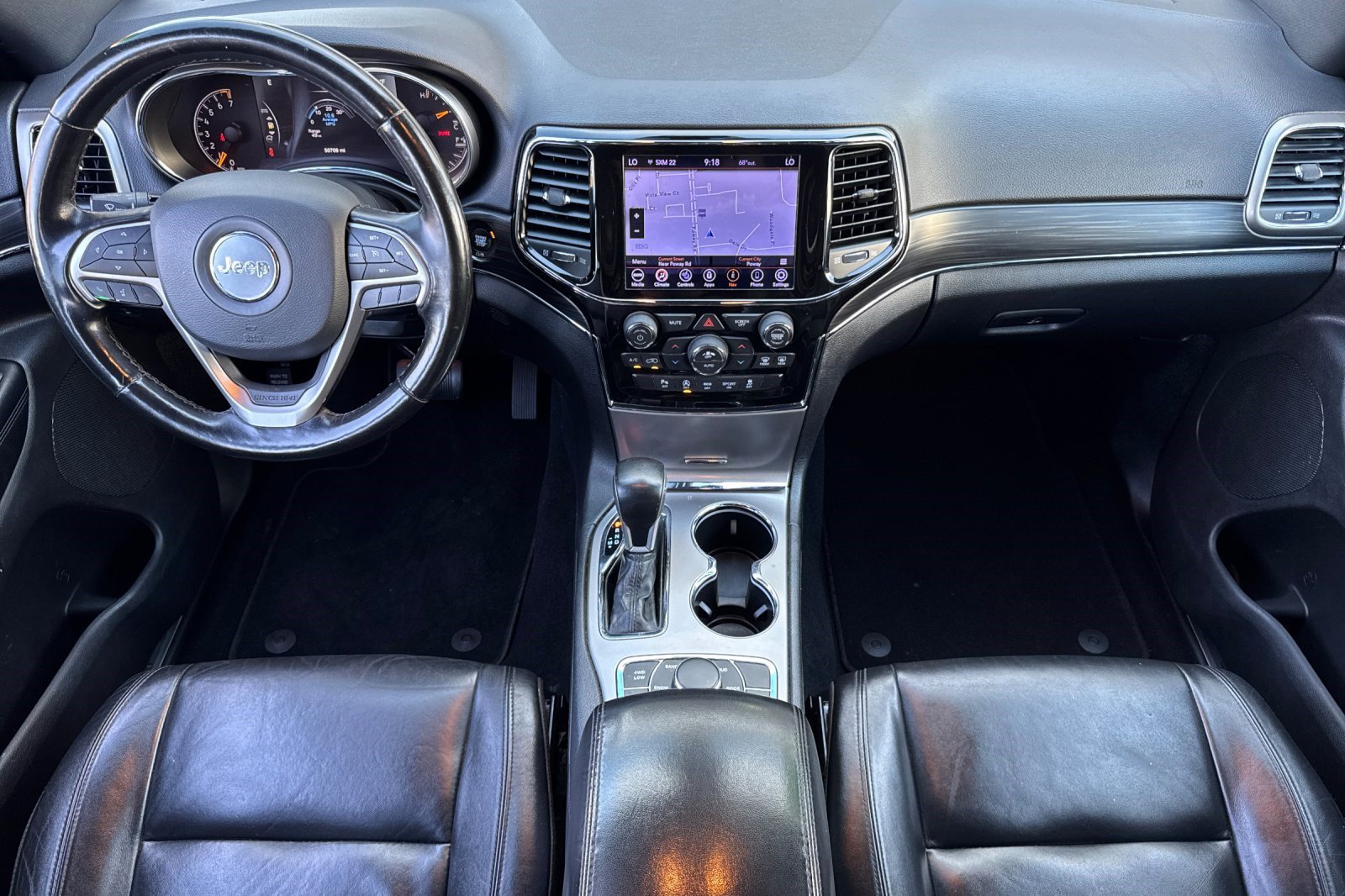 Used 2020 Jeep Grand Cherokee Limited AWD/4WD image 16