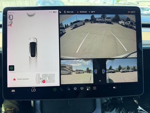 Used 2021 Tesla Model Y Long Range AWD/4WD image 34