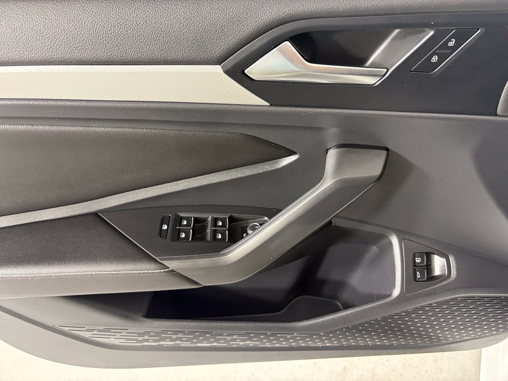 Used 2022 Volkswagen Jetta S FWD image 19