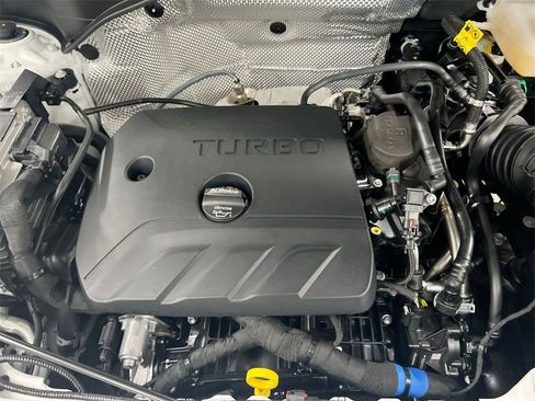 Used 2024 Buick Encore GX Sport Touring w/ Comfort Package image 24