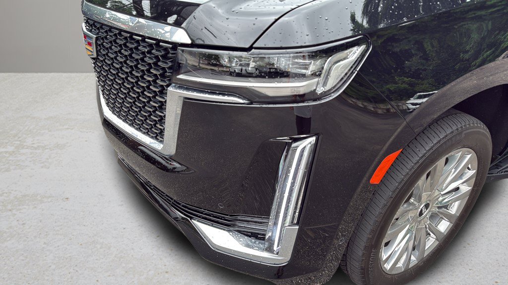 Certified 2024 Cadillac Escalade ESV Premium Luxury w/ LPO, Floor Liner Package AWD/4WD image 22