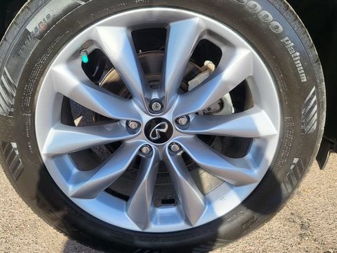 Used 2022 INFINITI QX50 Luxe FWD image 17