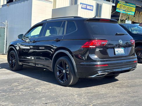 Used 2019 Volkswagen Tiguan SEL Premium R-Line AWD/4WD image 12