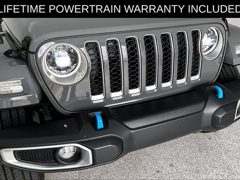 Used 2023 Jeep Wrangler Unlimited Sahara AWD/4WD image 36