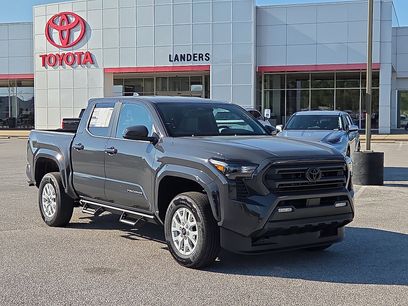 New 2025 Toyota Tacoma SR5