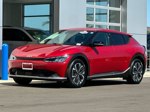 Used 2024 Kia EV6 Light RWD image 8