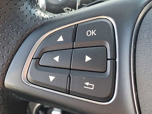 Used 2020 Mercedes-Benz GLA 250 4MATIC image 23