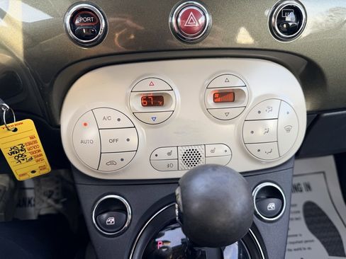 Used 2016 FIAT 500 Lounge image 19