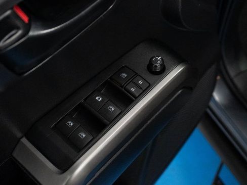 Used 2022 Toyota Tacoma SR5 w/ Technology Package image 14