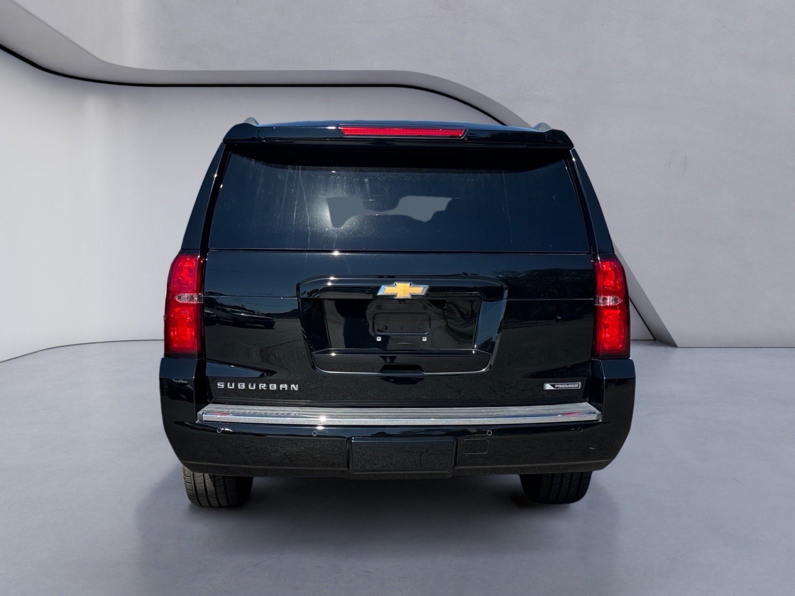 Used 2017 Chevrolet Suburban Premier AWD/4WD image 4