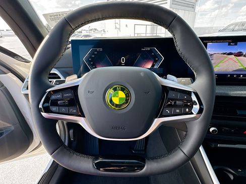 New 2025 BMW 330i Sedan w/ Premium Package image 11