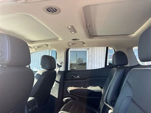 Used 2020 GMC Acadia Denali w/ Technology Package image 15